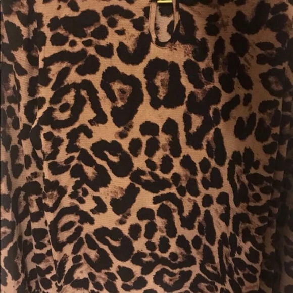 Adara Leopard Print Blouse - Picture 12 of 12